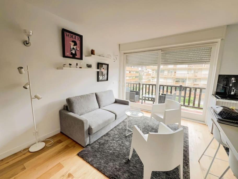 Triangle D'or Proche & Casino Aux Clefs Des Sacres Apartment